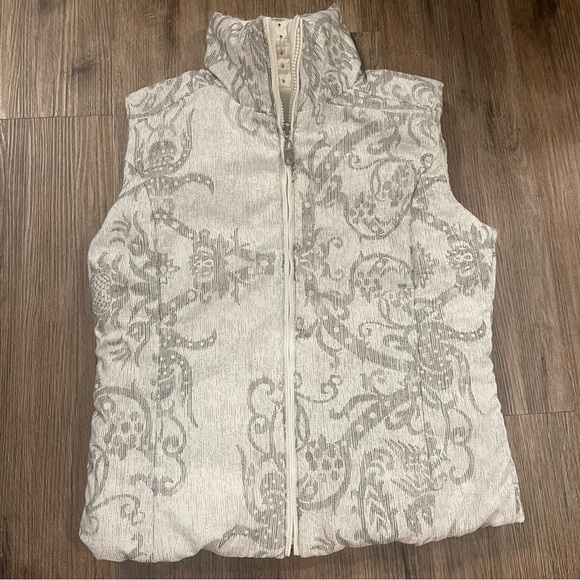 A Diamond In The Snow Puffer Vest Women’s Sz 6 Ivory Reversible Packable Ski - Picture 6 of 13